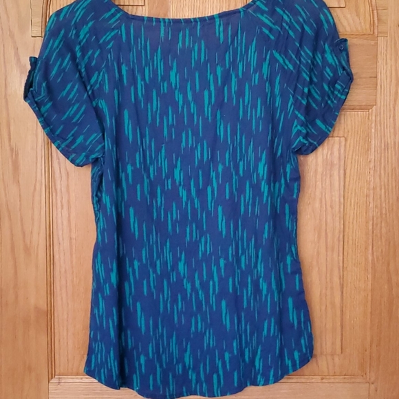 Blouse 👚 - Picture 4 of 7